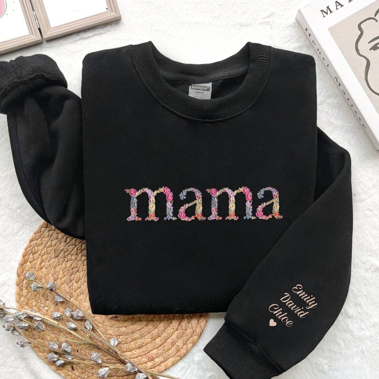 50% OFF🌸Personalized Floral Mama Sweatshirt