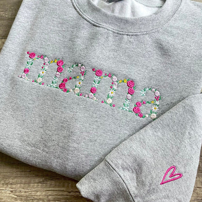 50% OFF🌸Personalized Floral Mama Sweatshirt